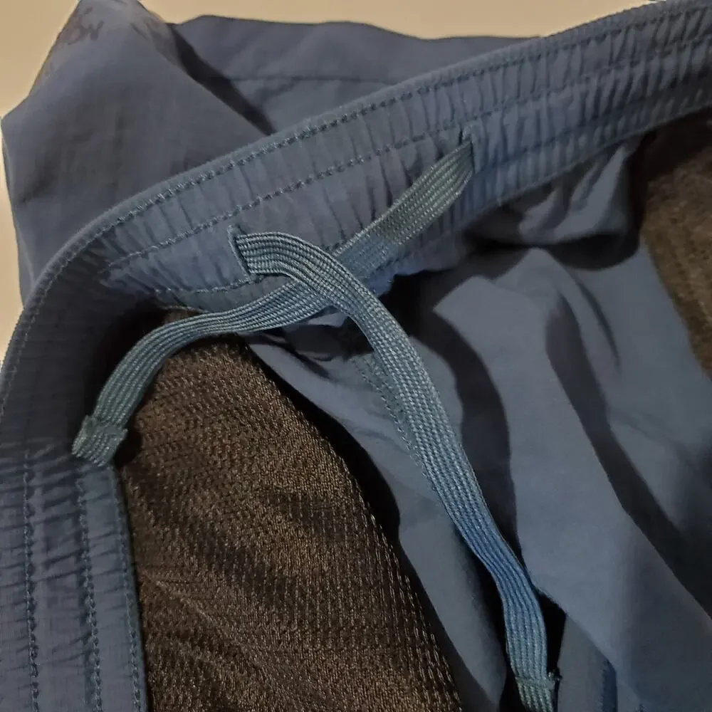 The North Face Mens Adventure Shorts Size XXL Blue Nylon Active Lightweight